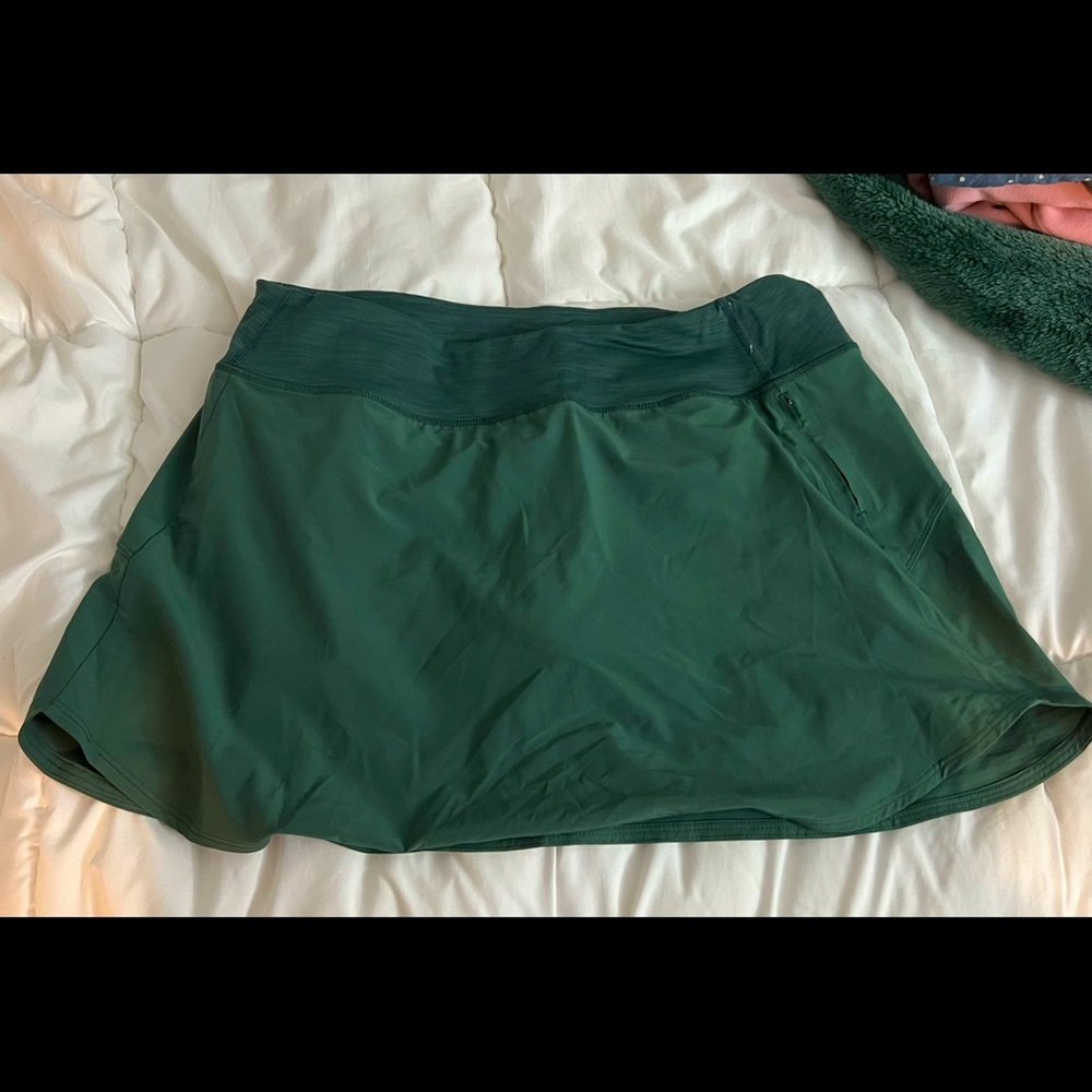 Outdoor Voices Hudson 4” Skort